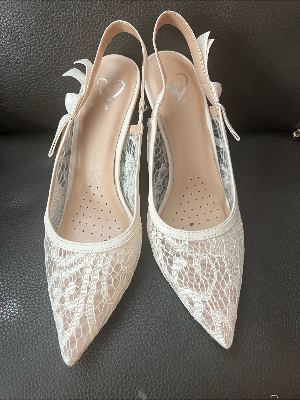 Women's Pointed Lace Slingback Flats - Ivory